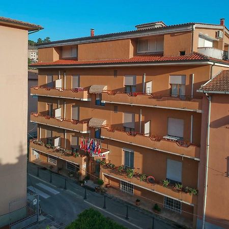 Hotel Due Torri Porto Azzurro Ngoại thất bức ảnh