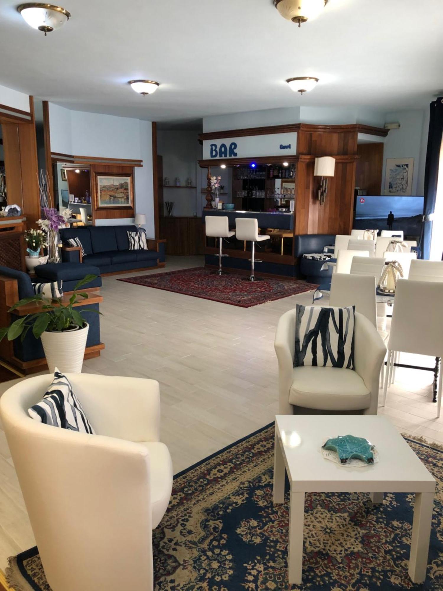 Hotel Due Torri Porto Azzurro Ngoại thất bức ảnh