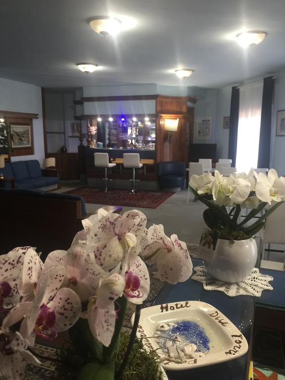 Hotel Due Torri Porto Azzurro Ngoại thất bức ảnh