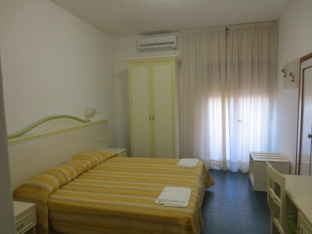 Hotel Due Torri Porto Azzurro Ngoại thất bức ảnh