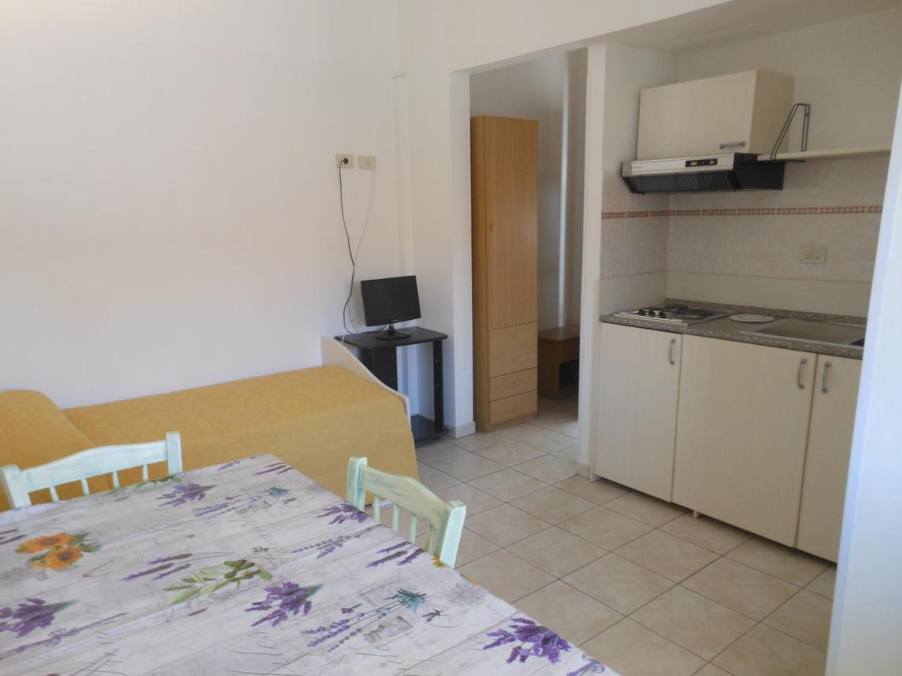 Hotel Due Torri Porto Azzurro Ngoại thất bức ảnh